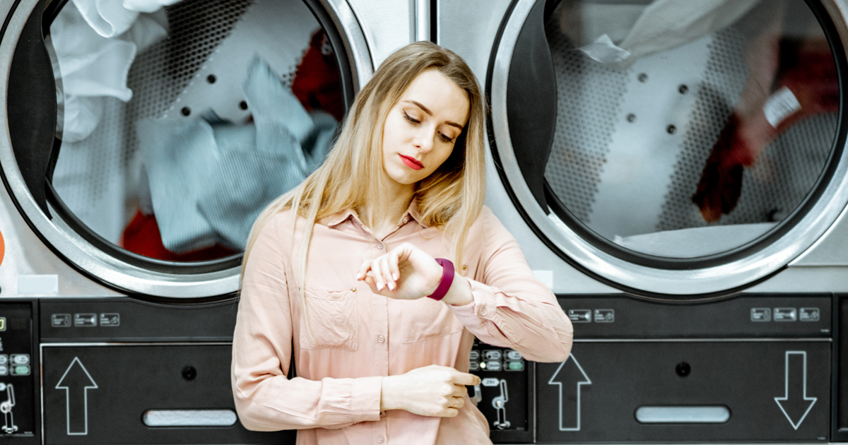 Is There Really A Cheapest Time Of Day To Do Your Laundry?